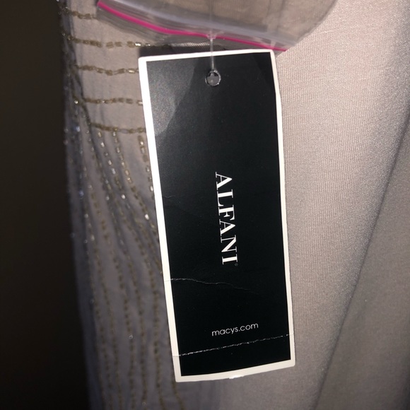 Sequin Detailed Dress - Picture 10 of 10